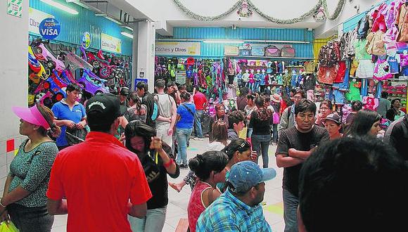Mercados tradicionales pierden clientela por presencia de malls