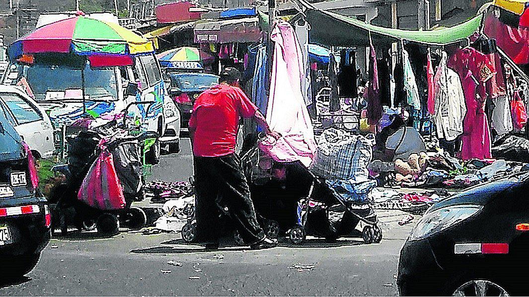 Conozca el “Mercado de Pulgas” de Trujillo