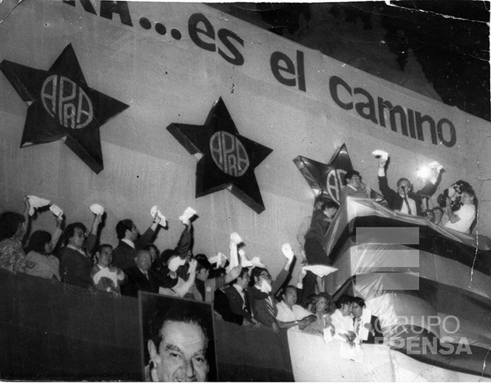 La vida del líder aprista Armando Villanueva en imágenes