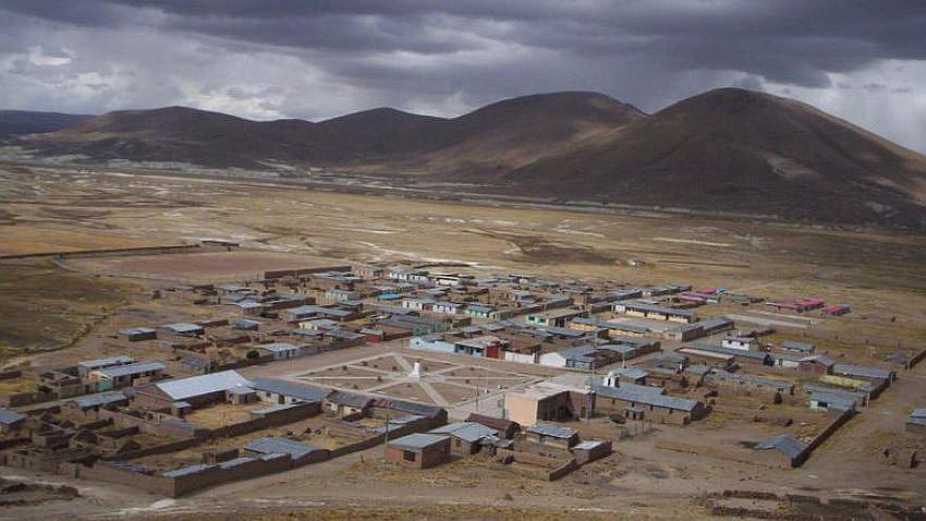 Pobladores de San Juan de Tarucani reclaman personal médico