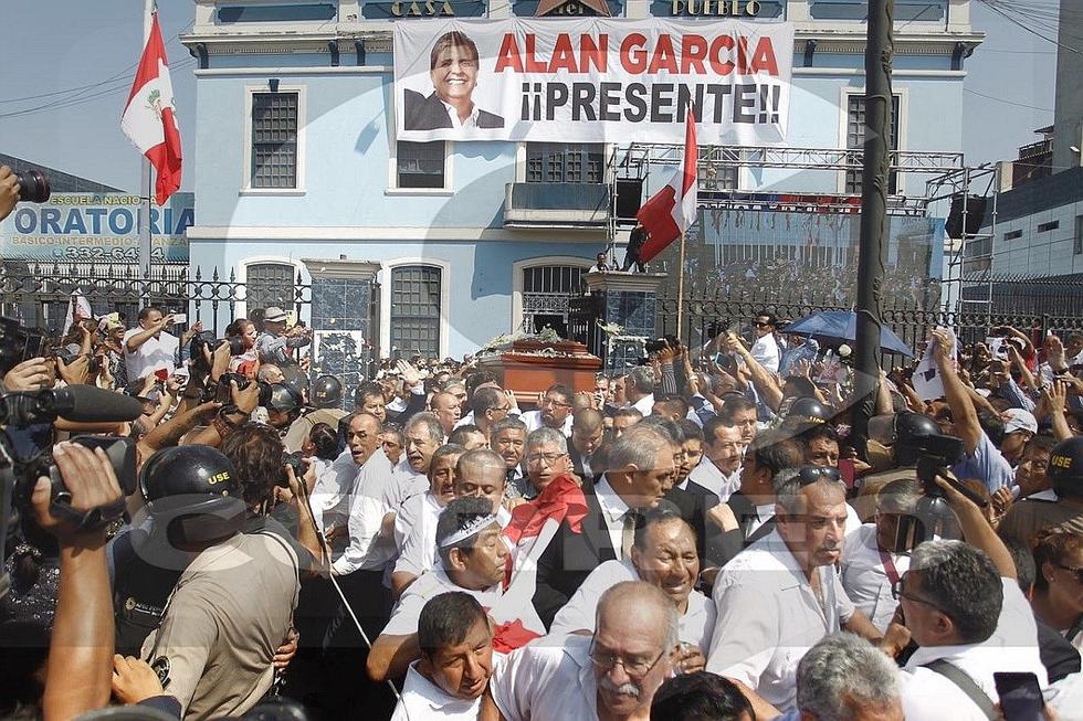Alan García: Restos de expresidente fueron cremados en cementerio de Huachipa (VIDEOS y FOTOS)
