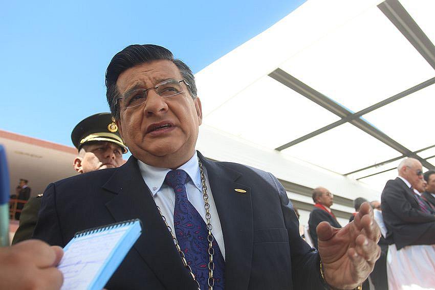 Alcalde de Yanahuara deja cifras en azul y un fondo de dos millones de soles