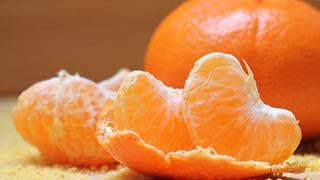 Cómo limpiar y quitar el olor a mandarina de las manos
