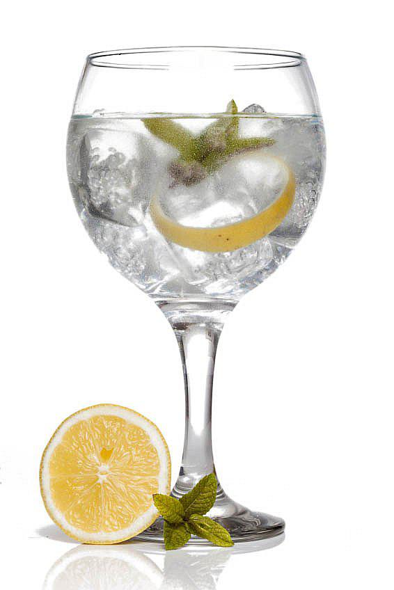 La ginebra, una bebida para conocedores