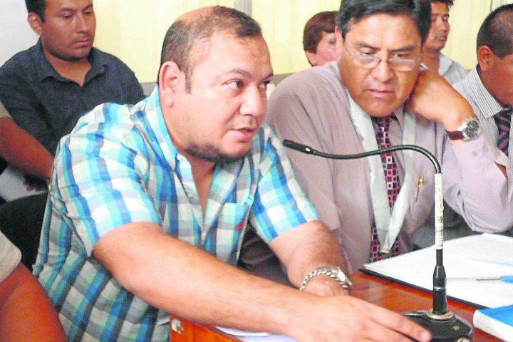 Se complica situación legal de suspendido alcalde de Pueblo Nuevo y su gerente municipal