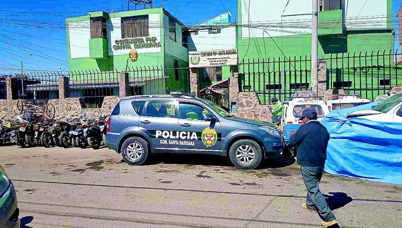 Policía denuncia que su colega le hurtó un celular en Juliaca