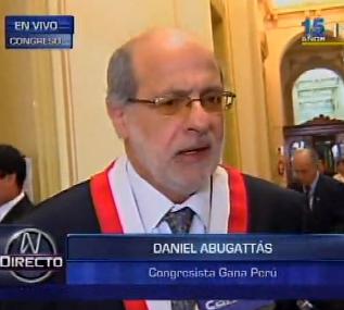 Abugattás admite corrupción: "En un ministerio un sinvergüenza debe estar pidiendo coimas"