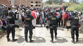 Pobladores dan ‘tregua’ al Gobierno y despejan polígono del Aeropuerto de Chinchero en Cusco (VIDEO)