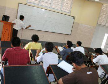 Se posterga  inicio de clases en  la UNT