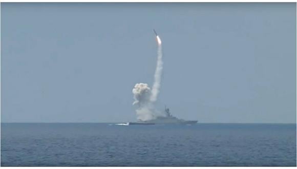 Siria: Rusia lanza desde el Mediterráneo tres misiles contra yihadistas (VIDEO)
