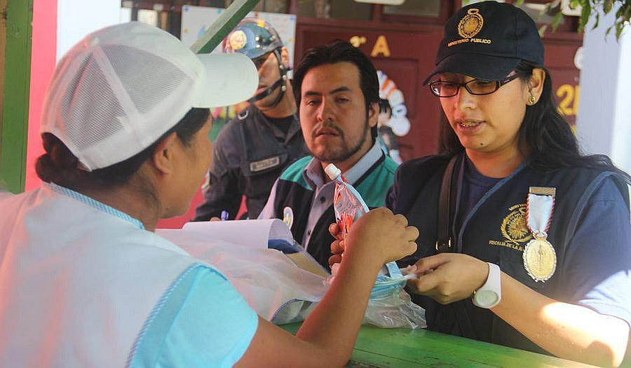 Tacna: Tres colegios fueron intervenidos en operativo "Quioscos Saludables 2016"