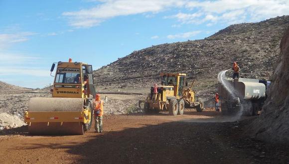 Región avanzará vía Moquegua - Arequipa con 4 millones de soles 
