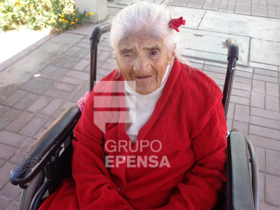 Abuelita 'Conchito' la más longeva de Junín apaga 107 velitas (VÍDEO)