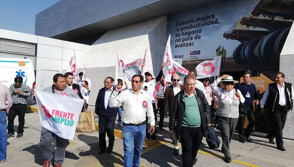 Marco Arana llegó  Arequipa a respaldar candidaturas del Frente Amplio