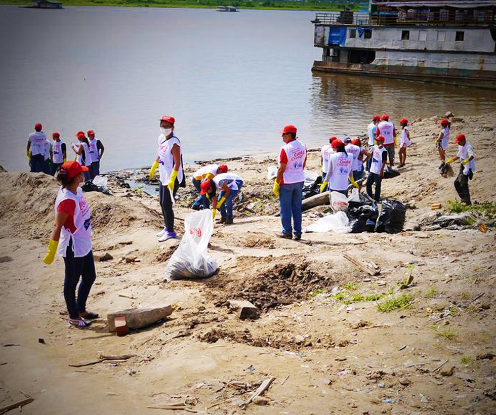 Iquitos: Retiran 8 toneladas de basura acuática en campaña de limpieza