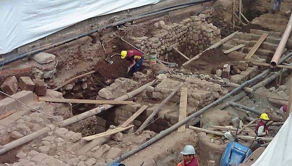 Hallan restos óseos durante obras en plaza de San Sebastián - Cusco