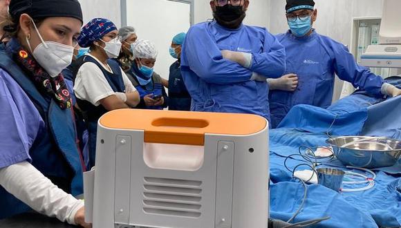 Los médicos de la clínica San Juan de Dios procedieron con el tratamiento de denervación arterial a paciente hipertenso