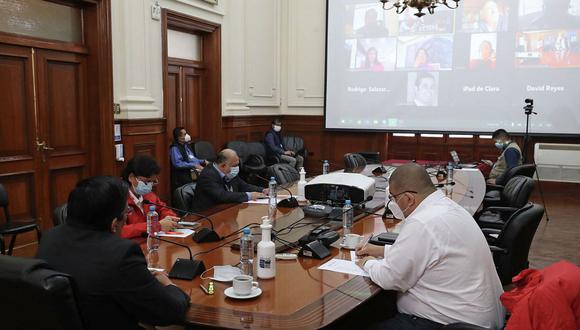 Vicente Zeballos mantuvo una reunión virtual con miembros del CPP. (Foto: Difusión)