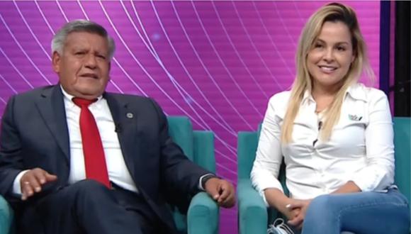 César Acuña al lado de su novia, Gisell Prado. | Foto: ATV