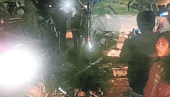 Juliaca: al menos dos fallecidos deja accidente de transito en desvio Putina - Huancane