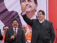 Peruanos aprueban gestión de Alan García en 42%