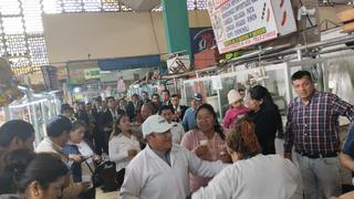 Huancayo: Comerciantes del mercado Modelo bailan festejan con orquestas su 53 aniversario