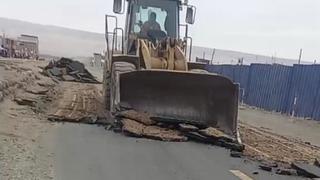 Denuncian despilfarro de recursos al destruir avenida Municipal en buen estado
