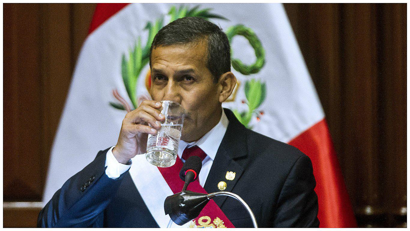 Ollanta Humala busca permiso en el Congreso para viajar a Francia