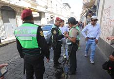 Policía realiza operativo de control de identidad por inmediaciones del mercado San Camilo de Arequipa (VIDEO)