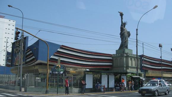 Chilenos compran casino en Lima