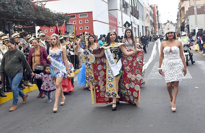 Pasacalle festivo abre actividades de la Feritac 2018
