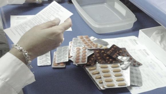 También advirtió la condición de stock crítico de 41 medicamentos de ese tipo, que solo podrá cubrir una demanda de consumo de hasta 2 meses. (Foto: Contraloría)