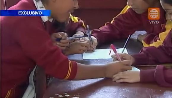 YouTube: Alumnos de colegio en SJL llevan 6 meses sin clases de matemáticas (VIDEO)