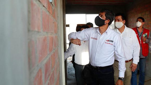 Ministro de Vivienda llega a Piura para inspeccionar trabajos en “Una sola fuerza”