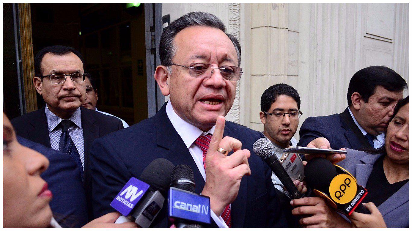 Édgar Alarcón: "Hay toda una operación para desarticular la Contraloría para dejarla sin cabeza" 