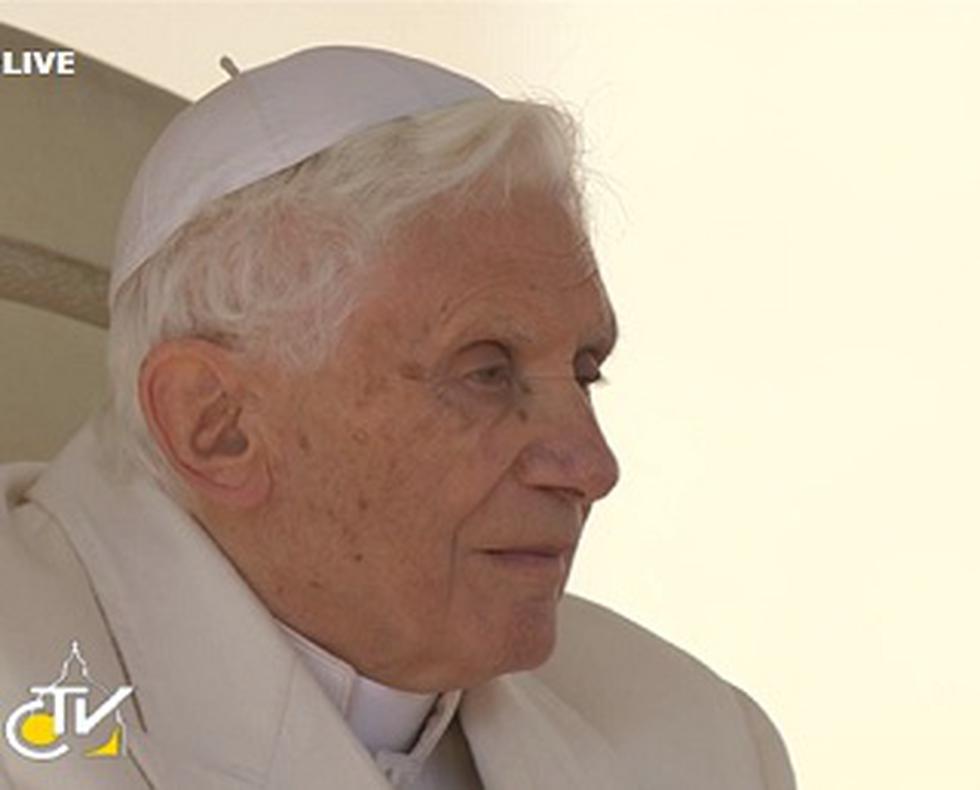 Benedicto XVI celebró su última audiencia general ante más de 50 mil personas