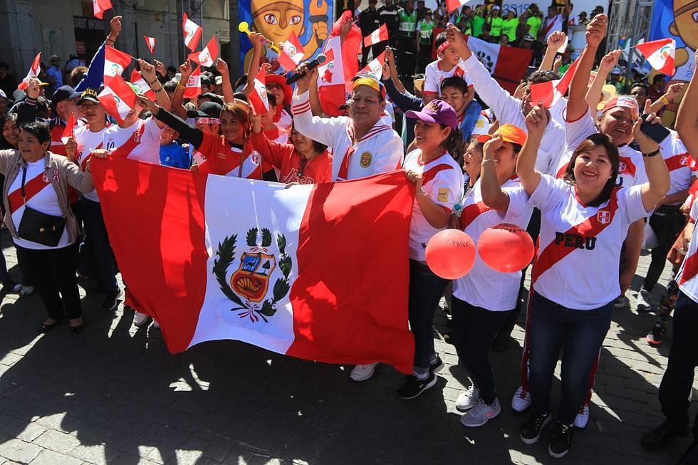 ​Perú vs Brasil: arequipeños alientan a la Selección peruana (FOTOS y  VIDEO)