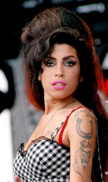 Amy Winhouse tendrá una escultura en su barrio de Camden