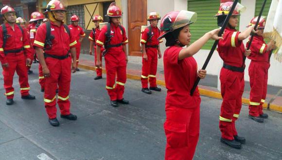 Moquegua: 37 aspirantes se convirtieron en bomberos