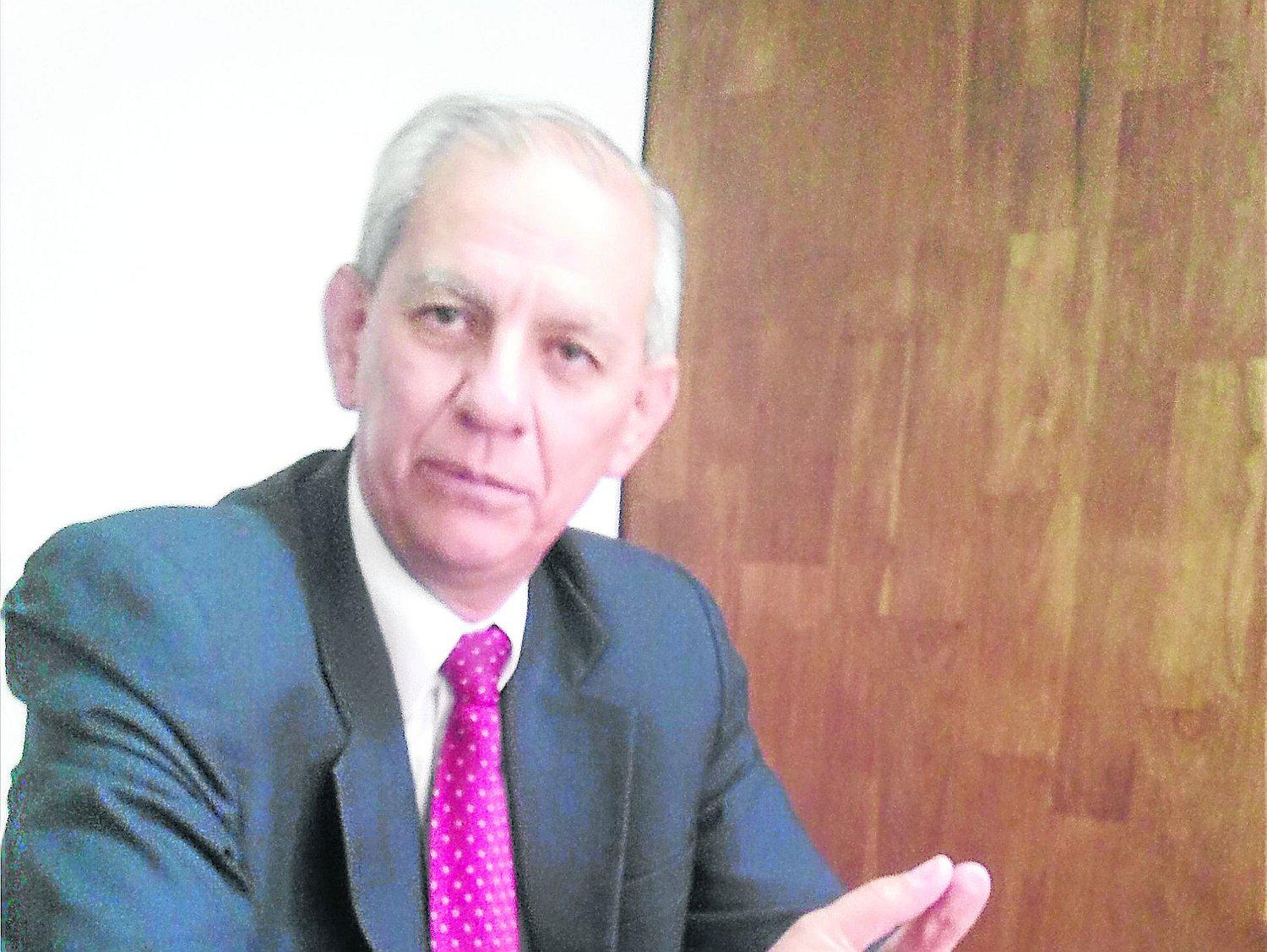 Fernando Bustamante: “Estamos a punto de entrar en un absurdo legal” 