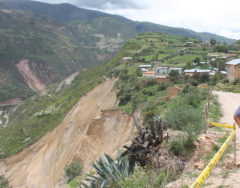 Otro alud deja sin casas a  nueve familias