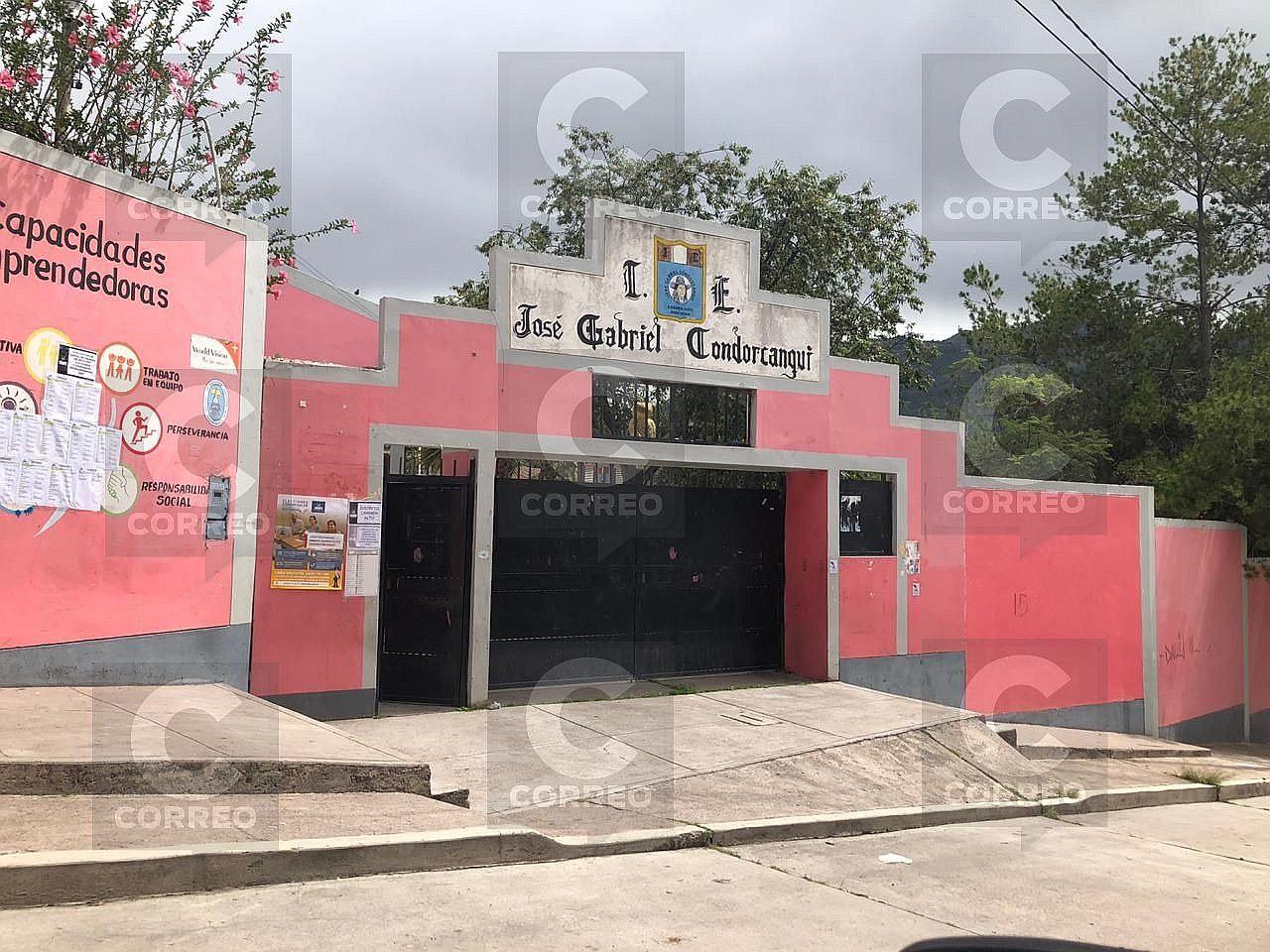 Roban computadoras y otros objetos de colegio en Carmen Alto