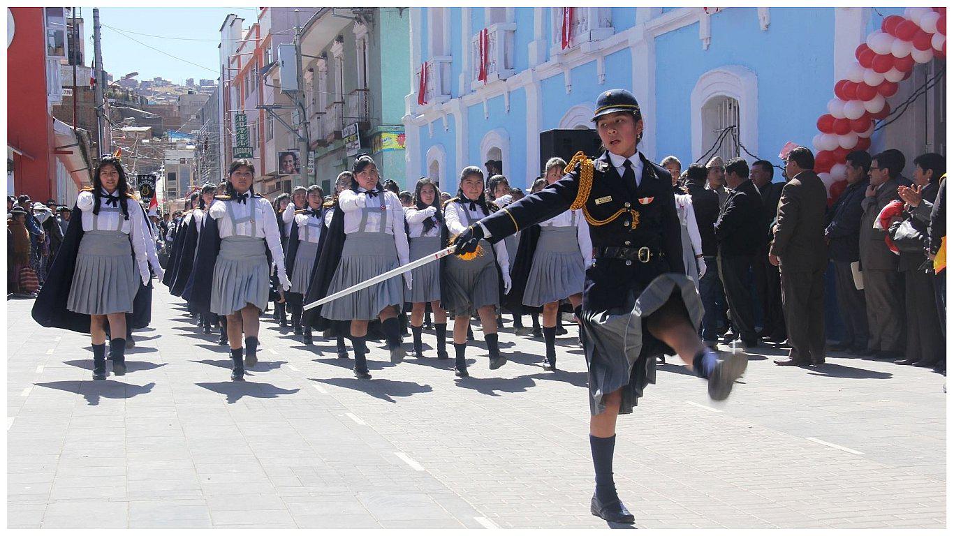 Más colegios no participarán de desfile por Fiestas Patrias en rechazo a supuesta corrupción en el CNM