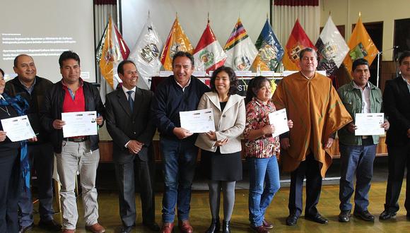 Apurímac lidera formación de funcionarios públicos bilingües en el país