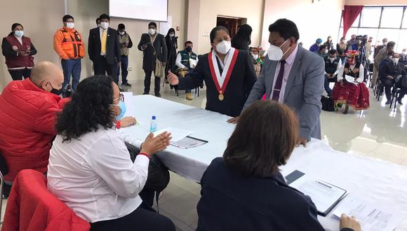 Parlamentaria participó de la mesa de trabajo en la ciudad de Puno. (Foto: Difusión)