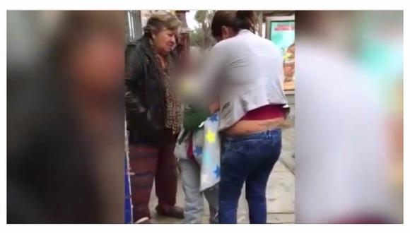 Facebook: madre reprende a su hijo con indignante "frase" (VIDEO)