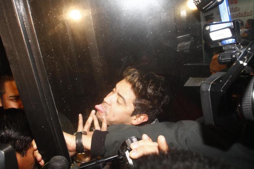 Cantante Lucho Cuellar es detenido durante operativo