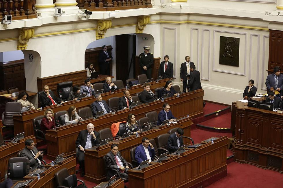 ​Las reacciones de los congresistas tras disolución del Parlamento (FOTOS)