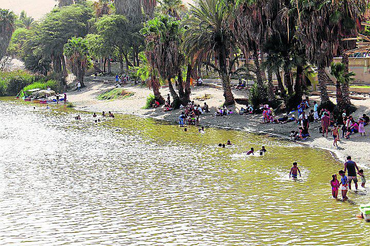 Laguna Huacachina en peligro: colapsa red de desagües y amenaza al balneario