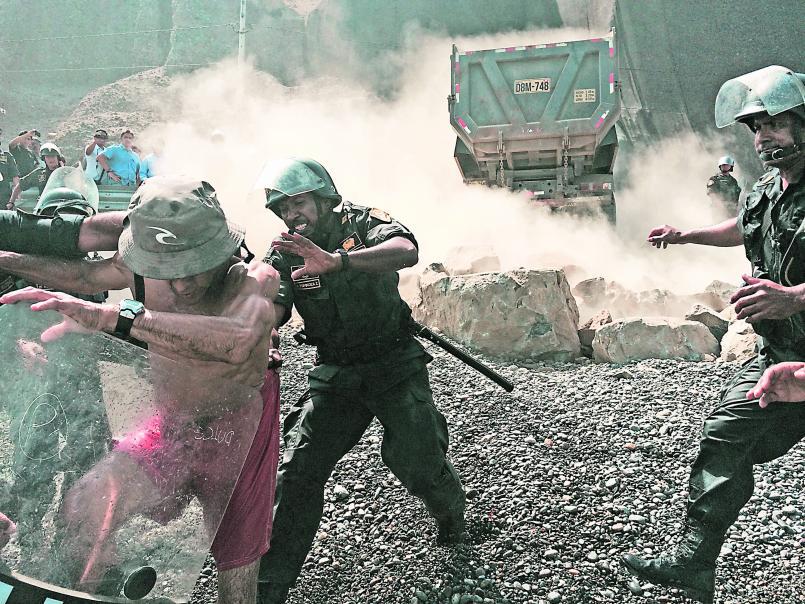 Costa Verde: Municipalidad de Lima desaloja a tablistas protestantes